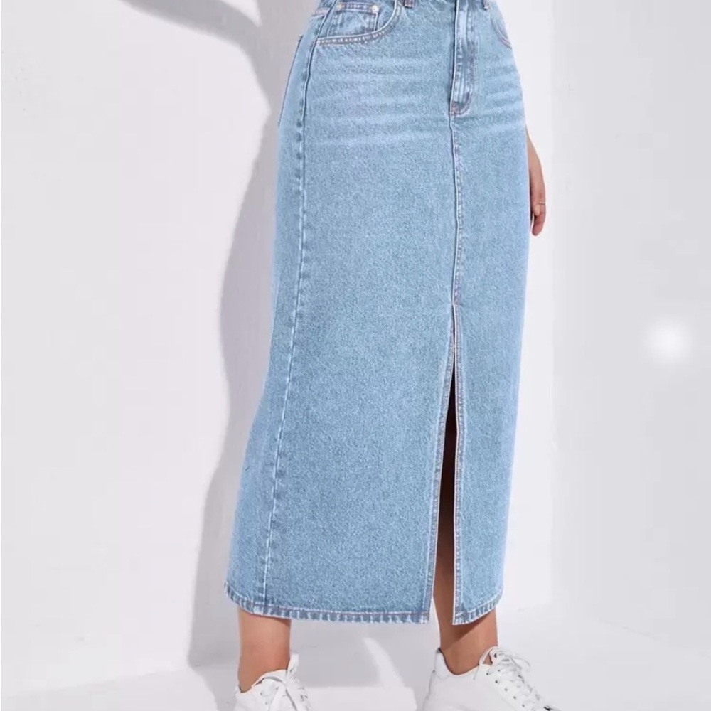 Light Blue Denim Skirt‎